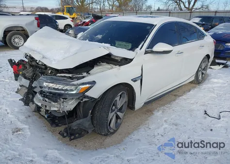 2018 Honda Accord Touring 2.0T from USA, damaged, VIN 1HGCV2F90JA031228